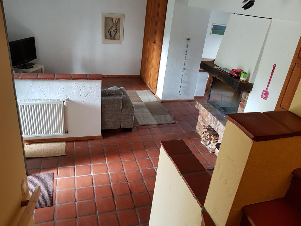 Grosse Wohnung / Haushaelfte In Peetzig Am See Angermunde Esterno foto
